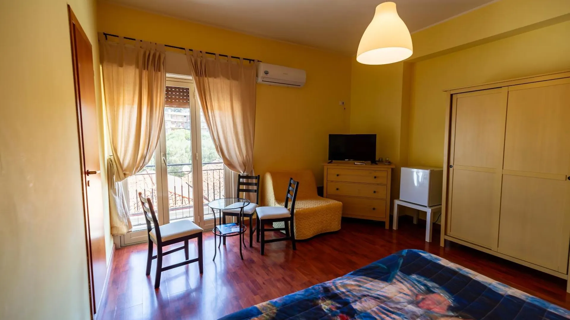 B&B Musia Milazzo 0*,  Włochy